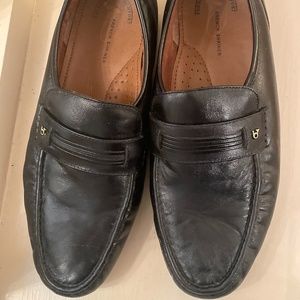 Men’s dress shoes